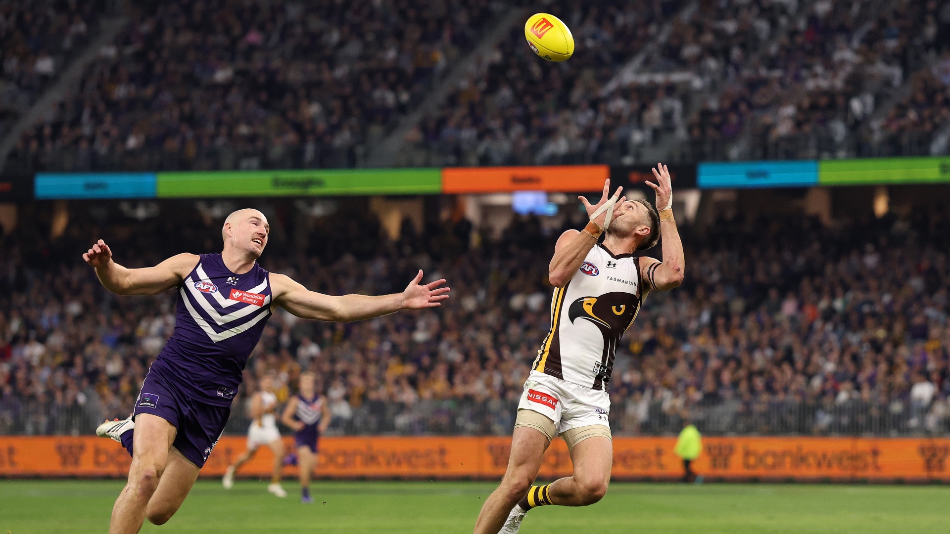 Jack Gunston catching the ball during Fremantle vs Hawthorn game in Round 9 of the 2026 AFL season