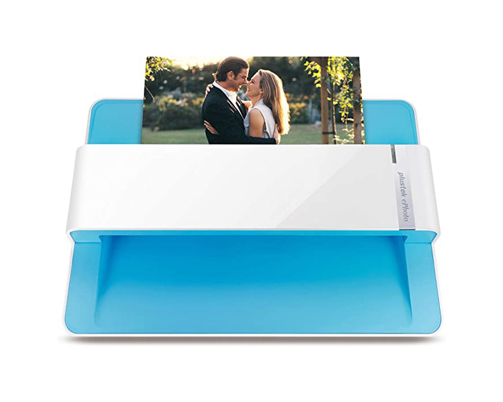 Best photo scanner 2024 convert your photos to digital Livingetc