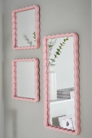 Pink mirror - set of 3