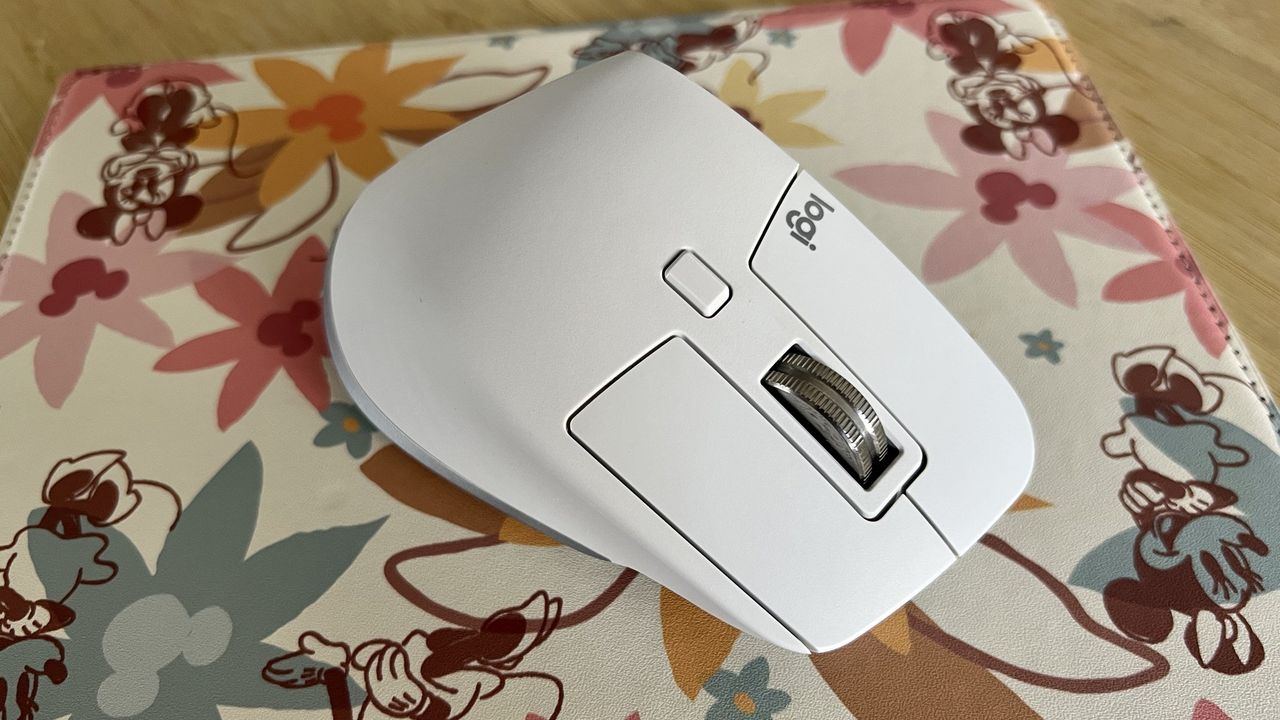 Logitech Mx Master 3s Top