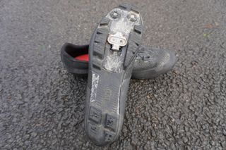 Image shows the Fizik Vento Ferox gravel bike shoes