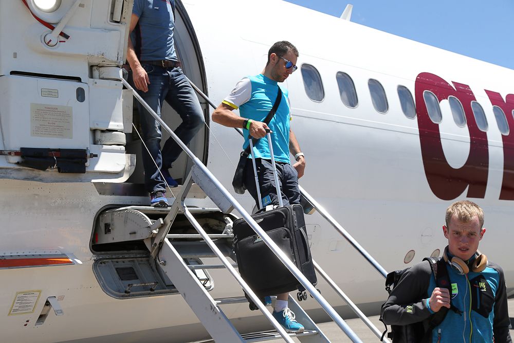 Astana's Vincenzo Nibali exits a plane in Argentina after the long trip form Europe.