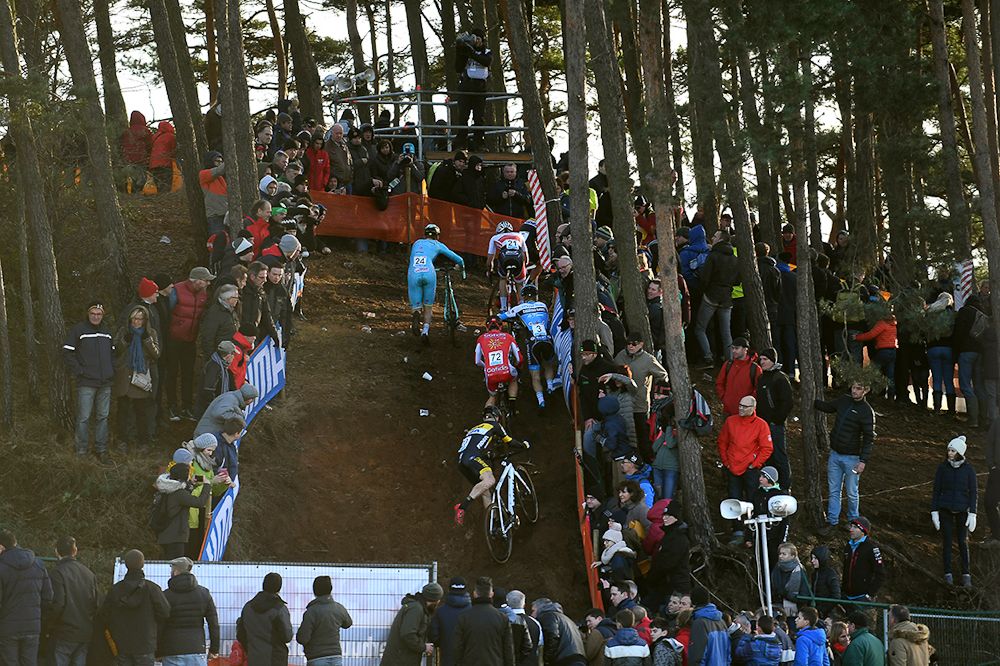 The Elite men on a run-up in Zolder