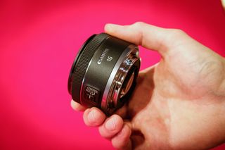 Canon RF 16mm F2.8 STM