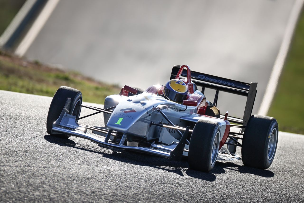 racing car