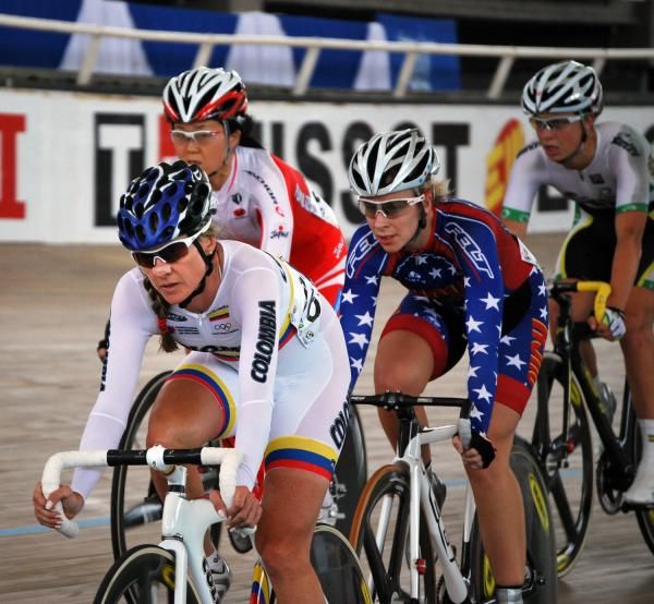 Calle leads Hammer in the points race.