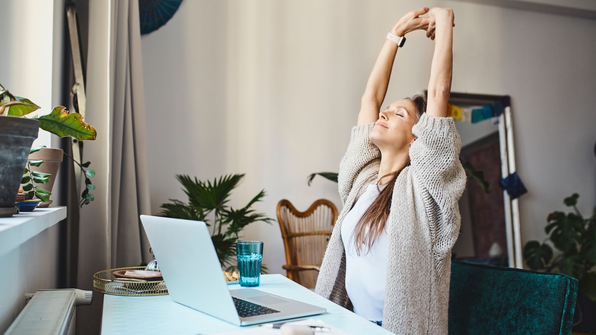 Forget bad posture – use this 8-movement mobility routine at your desk to reverse the effects of long periods of sitting