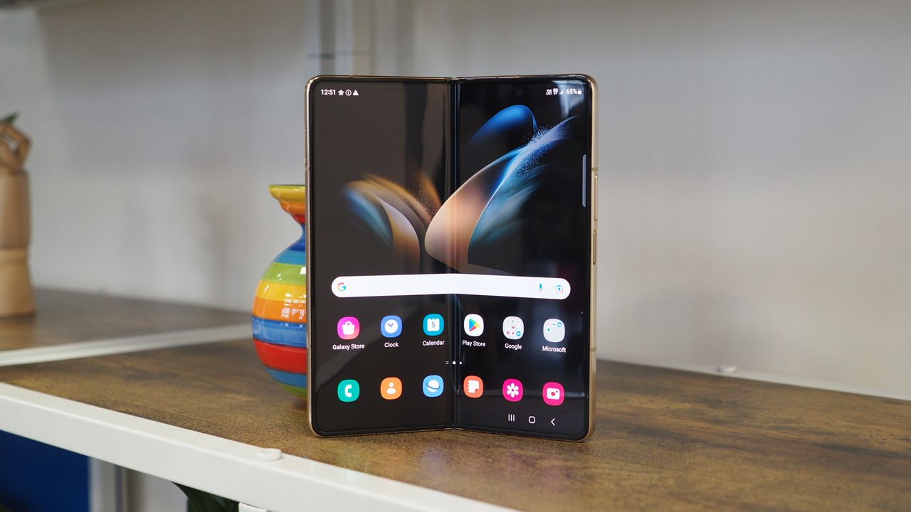 Samsung Galaxy Z Fold 4