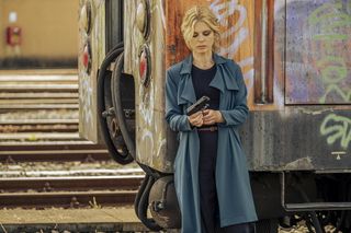 Tv tonight Emilia Fox plays Sylvia Fox