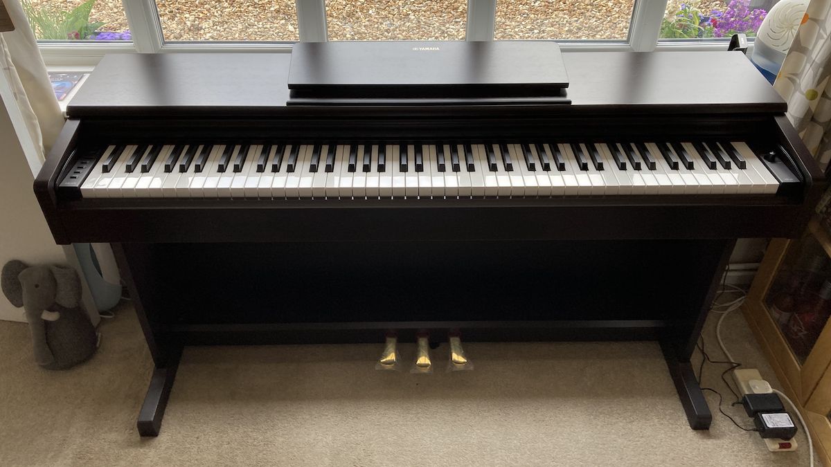 Yamaha P145B 88-key Digital Piano with Speakers