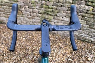 Deda Superzero handlebars