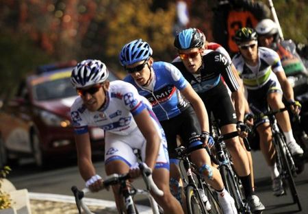 The break of the day includes Alex Howes (Garmin-Sharp) and Alex Dowsett (Team Sky)