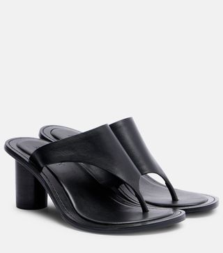 UizXHTHXzd9s5NfXANT28A-320-80 هذه هي أفضل خمسة أحذية ترتديها مع Culottes ، وفقًا لخبير أزياء