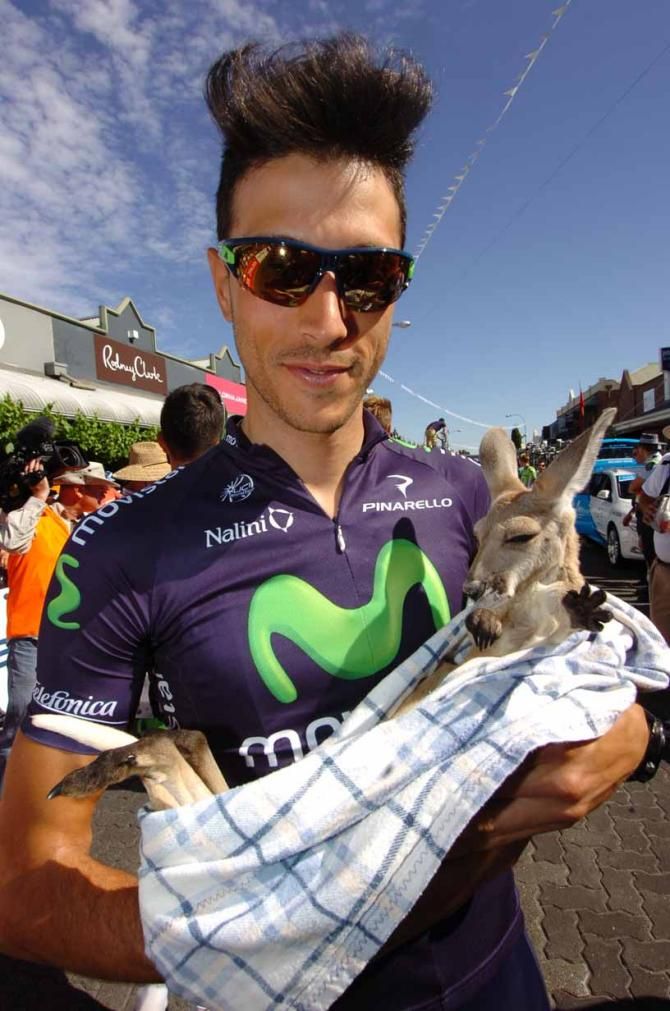 Eros Capecchi, his haircut and a kangaroo pictured at the Tour Down Under.
