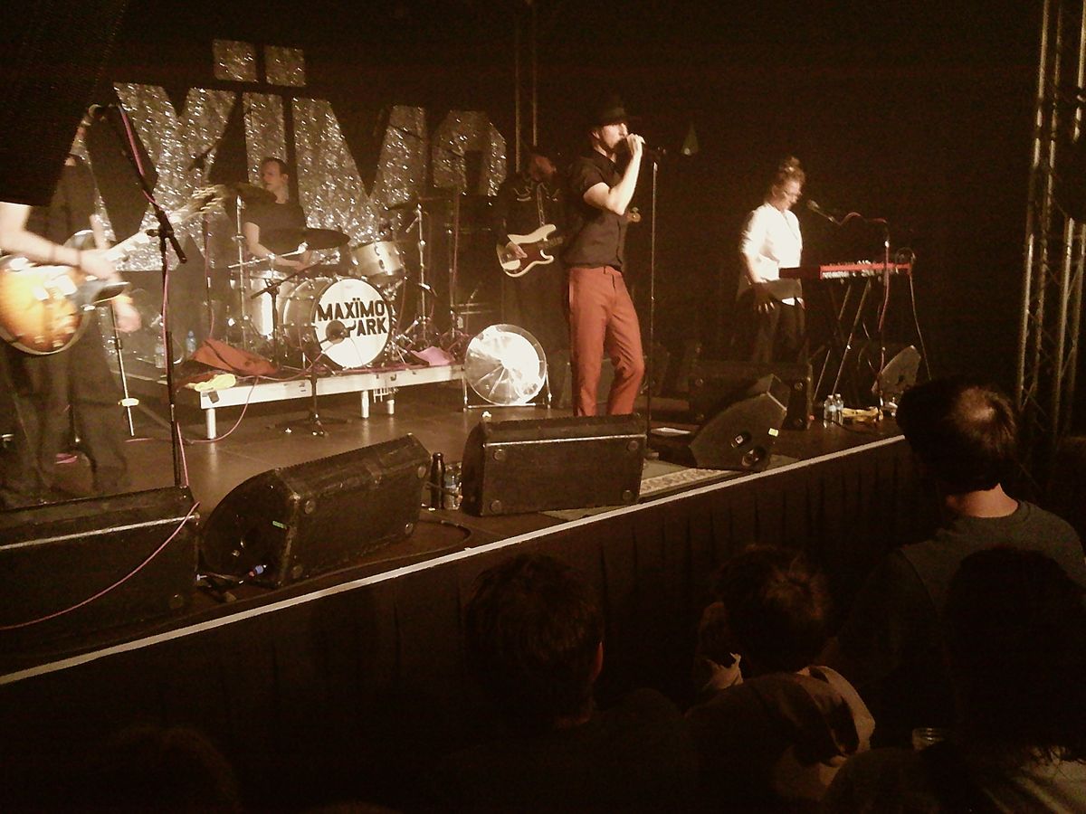 Sample image taken with Camp Snap 2 digital compact camera, showing band Max&iuml;mo Park mid-concert from fairly close up