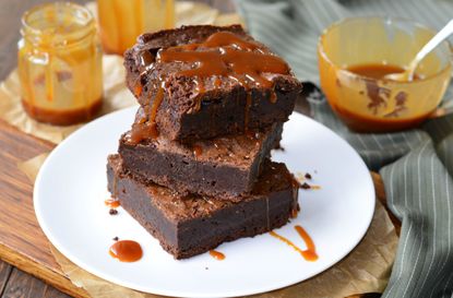sticky toffee brownies