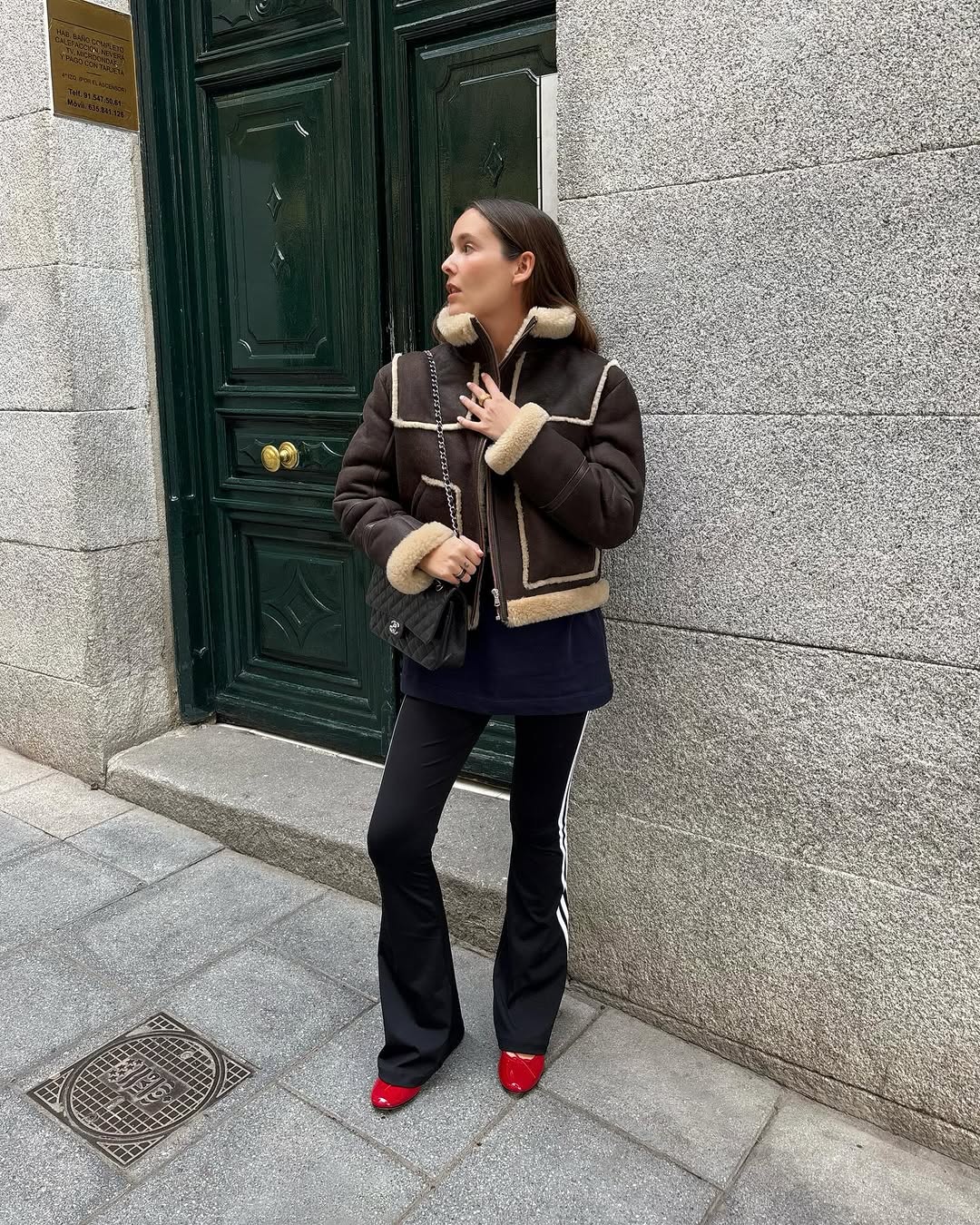 woman wearing flattering black pants with slight flare