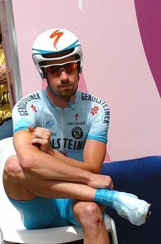 Stefan Schumacher (Gerolsteiner) waits to go