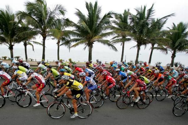 The riders head out of Haikou along the shoreline.