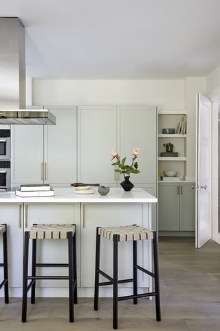 gray kitchen