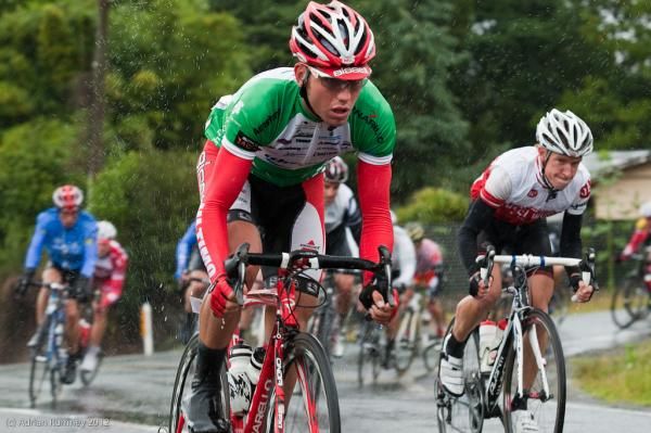 Bevin rides in the bunch on stage 3.