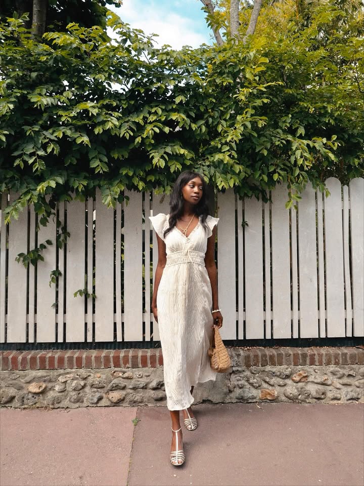 @emmanuellek_Wear a pair of white high heeled T-bar sandals and a white Midi dress
