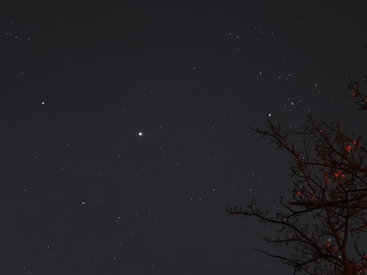 OnePlus 12 astrophotography.