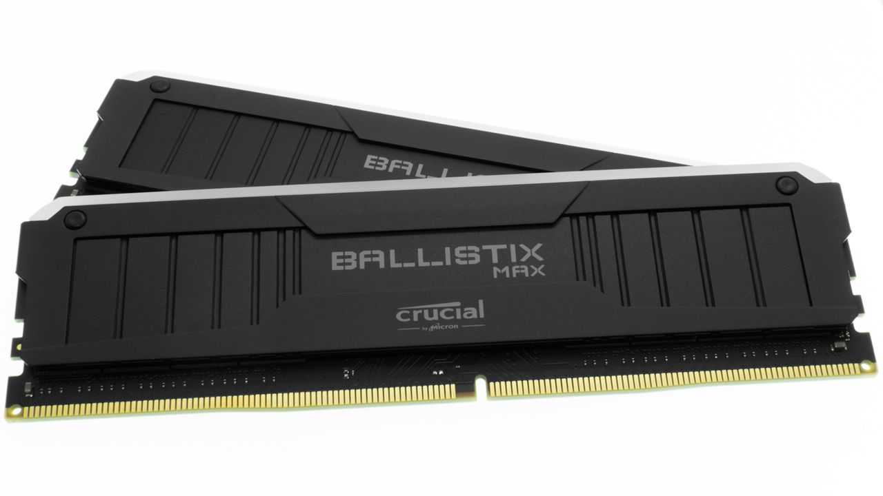 Crucial Ballistix Max RGB DDR4-4000 C18