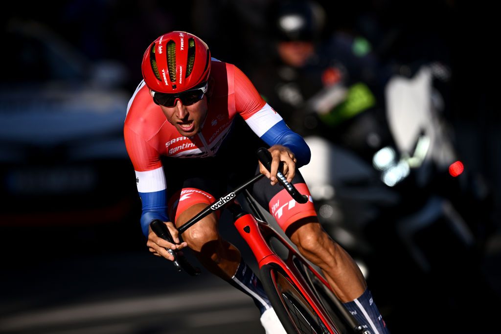 WEIMAR GERMANY AUGUST 24 Bauke Mollema of Netherlands and Team Trek Segafredo sprints during the 37th Deutschland Tour 2022 Prologue a 26km individual time trial from Weimar to Weimar DeineTour on August 24 2022 in Weimar Germany Photo by Stuart FranklinGetty Images