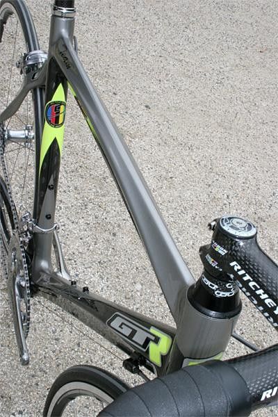 The top tube is far from round.