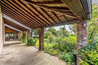 Verandah at Derwent Bank, Knight Frank