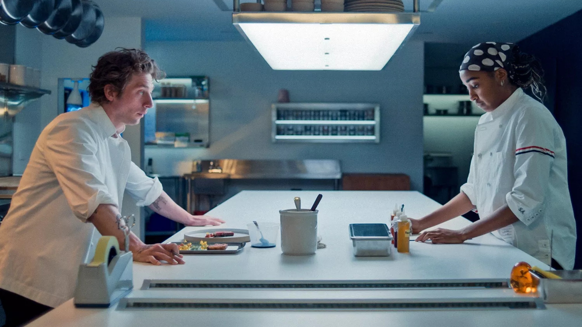 Jeremy Allen White and Ayo Edebiri in The Bear