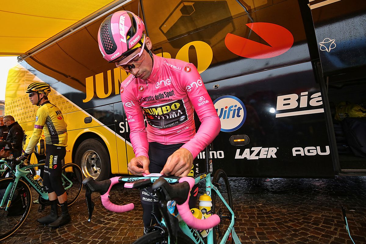 Primoz Roglic (Jumbo-Visma) setting up his cycling computer before the stage
