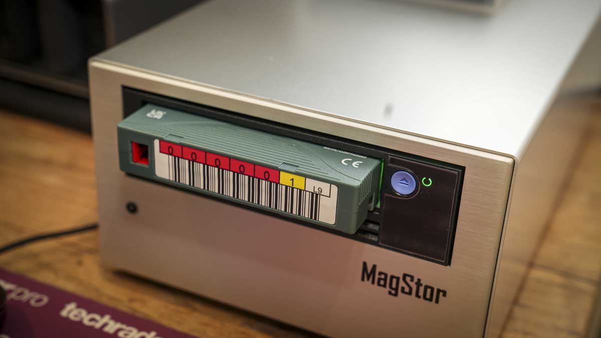 MagStor Thunderbolt 3 LTO Drive