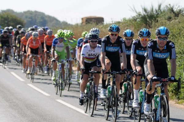 Bernhard Eisel leads Cavendish