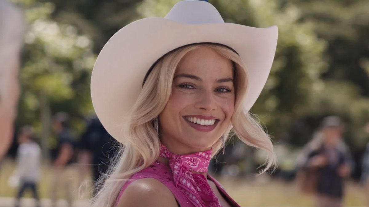 The Barbie Cast Reunited, And It's Always Great To See Margot Robbie Back In Barbiecore Again