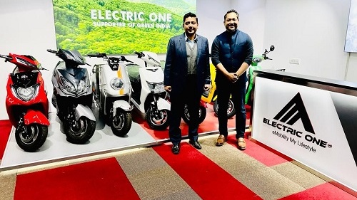 Electric One and IPower Batteries to set up battery clinics