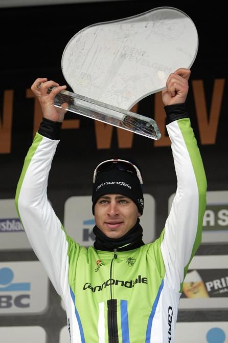 Sagan hoists the Gent-Wevelgem trophy high