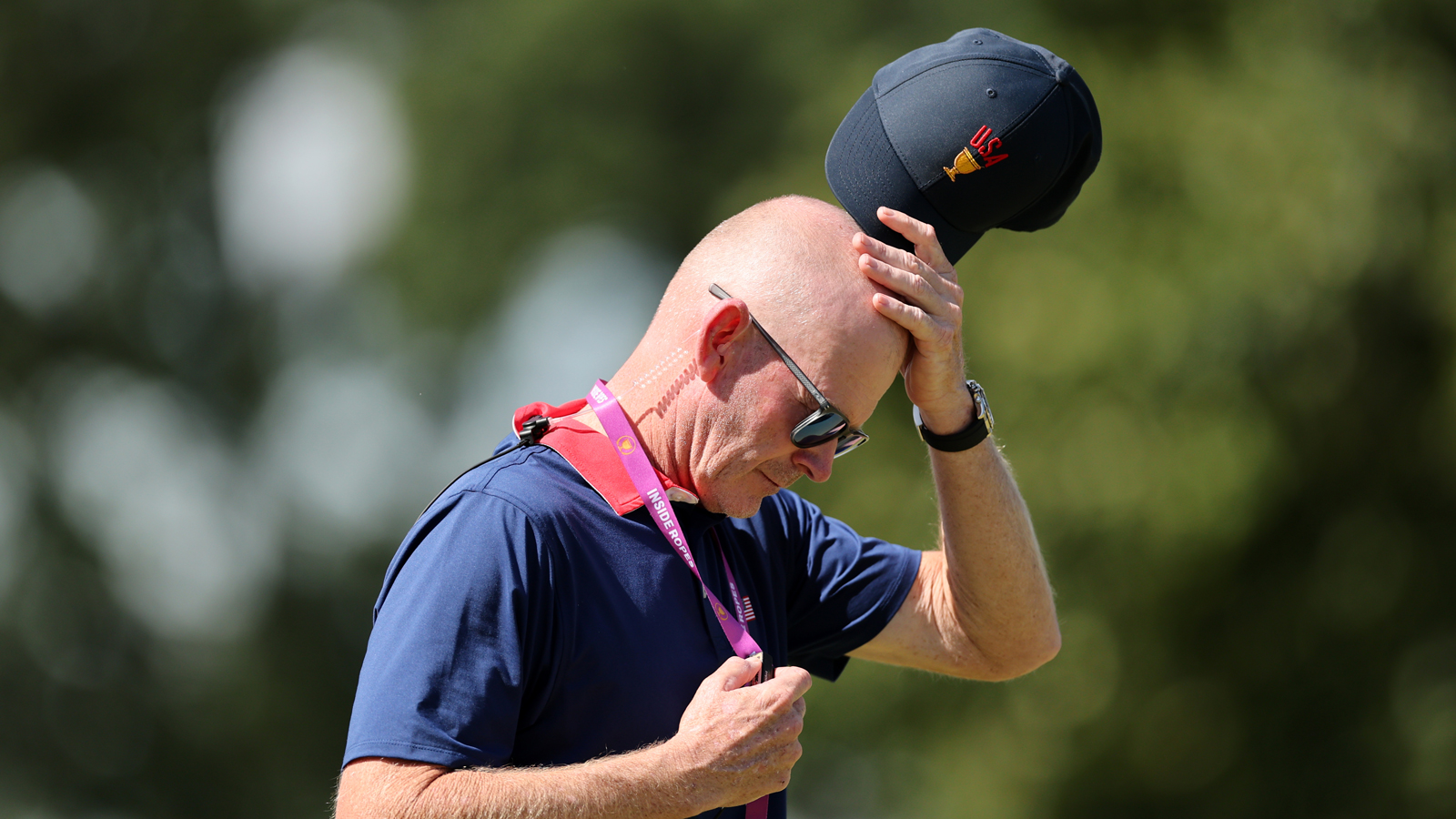 Brandt Snedeker rubs his head during the Presidents Cup