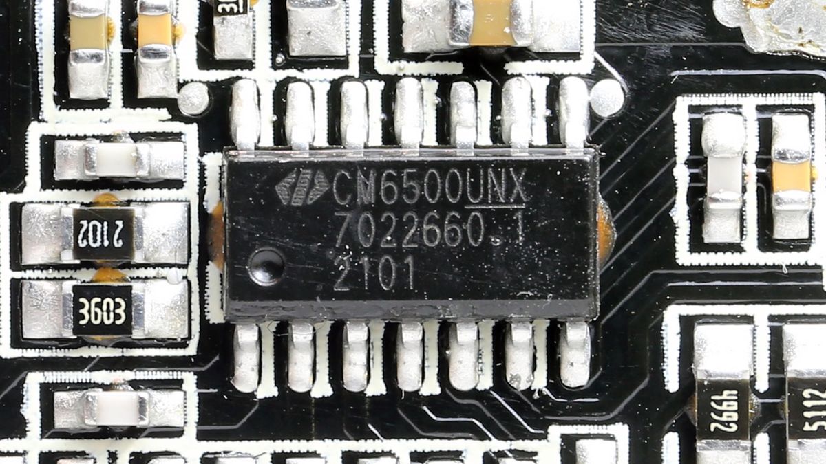 EVGA 1000 P6