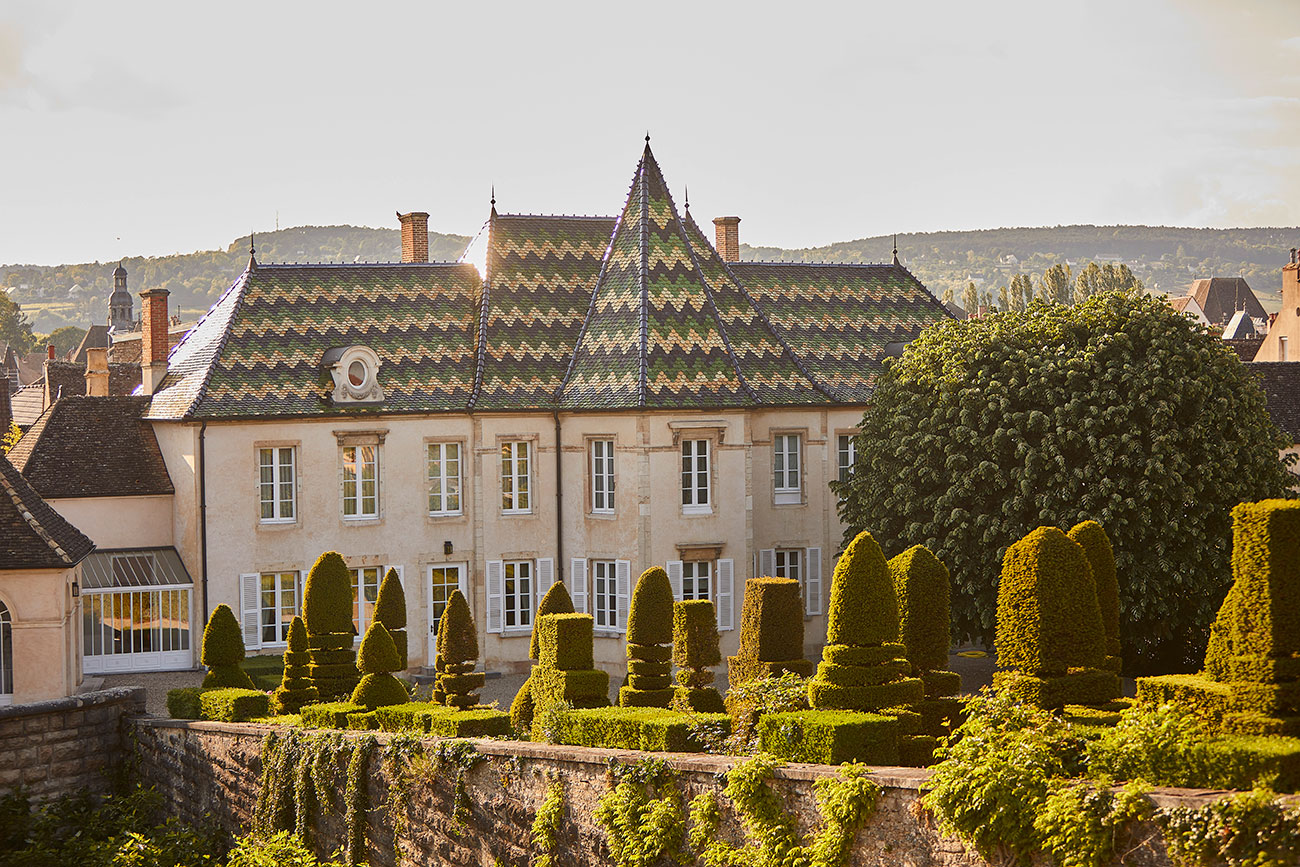 BOUCHARD-PERE-ET-FILS-Chateau.jpg