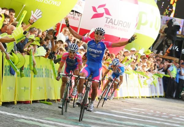 Mirco Lorenzetto (Lampre-Farnese Vini) celebrates his victory.