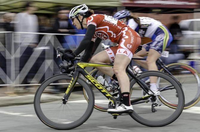 Palace Pepper rider speeds past the crowd during the 4th round of the USA CRITS Series.