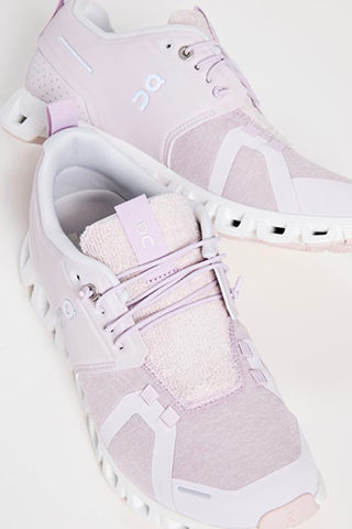 Digital Lavender Color Trend 2023 | ON Cloud 5 Terry Sneakers