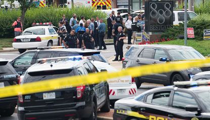 Five people have been killed by a lone gunman at the newsroom of a US newspaper