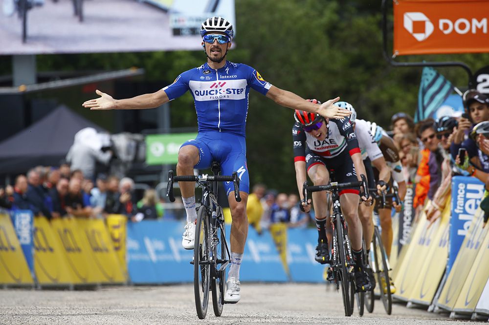 Julian Alaphilippe (Quick-Step Floors) wins stage 4 at Criterium du Dauphine