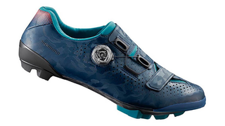 Best gravel bike clothing: Shimano RX8 women's shoes