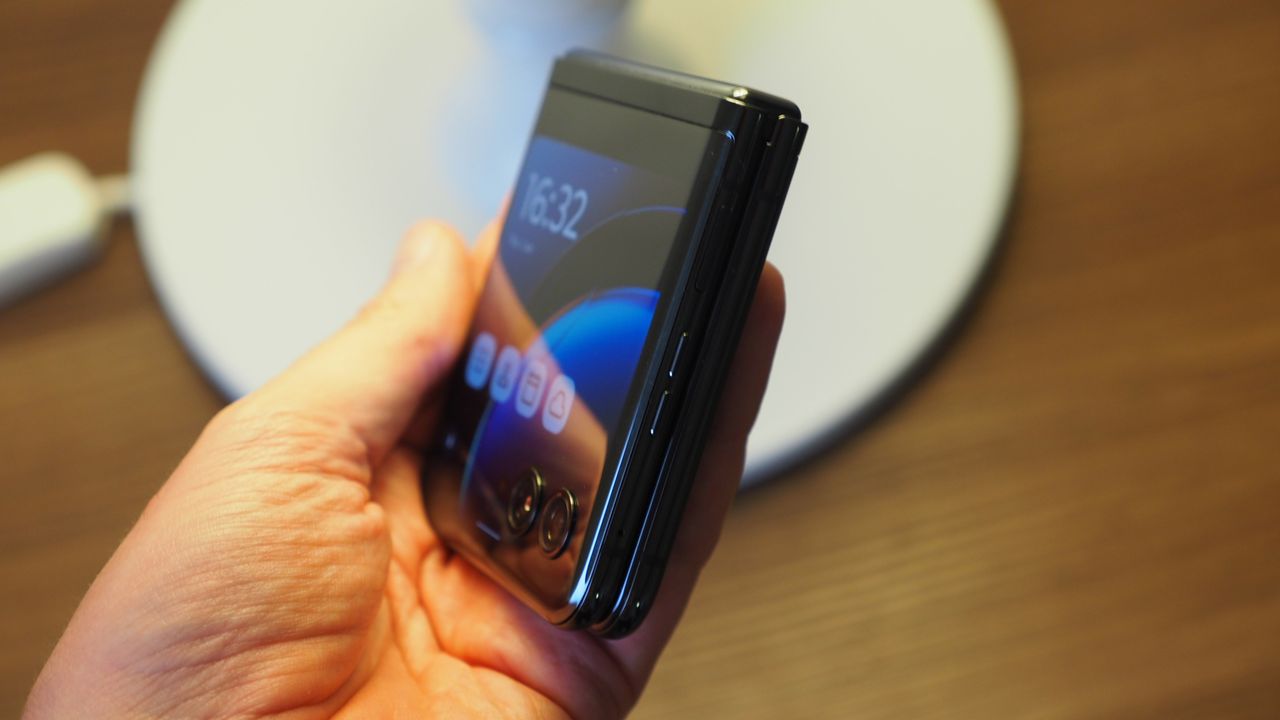 Motorola Edge 40 Ultra review
