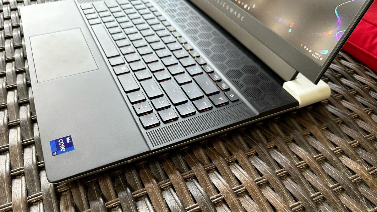 Alienware x16 (2023)