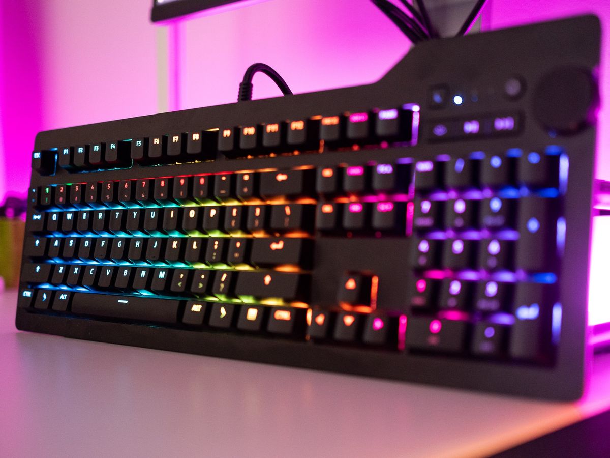 Das Keyboard 4Q review: The smartest keyboard you can buy today ...